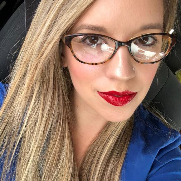 Meet your Posher, Tiernney - Picture 1 of 1